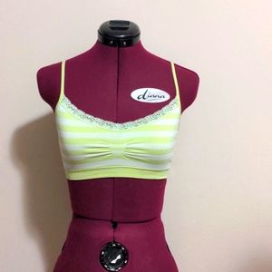 Le striped sports bra